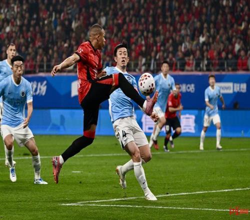 詹姆斯客场,独得,助攻,JBO竞博官网,JBO竞博官网入口,JBO竞博网站,JBO竞博官网娱乐,JBO竞博,JBO竞博登录入口